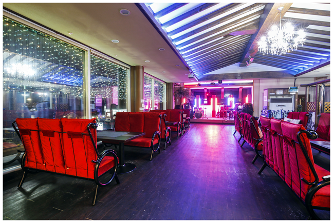 블루스카이라이브카페